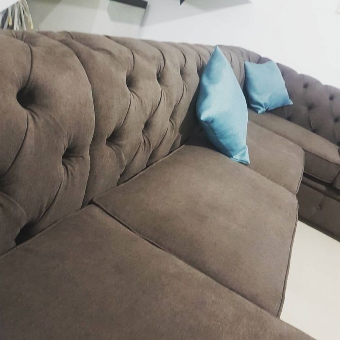 Canapea coltar model chesterfield