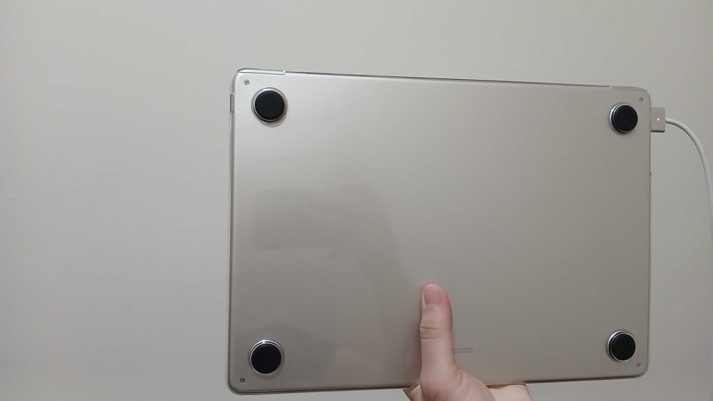 MacBook Air 13-inch, M4, 2025