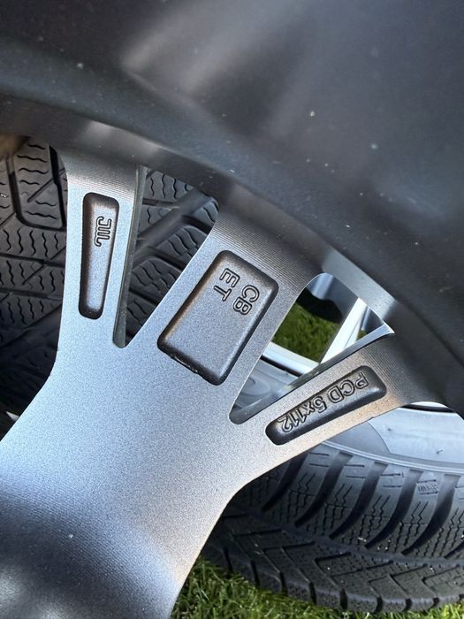 Set roti iarna - jante  cu anvelope 245 40 R18  Audi A5 8jx18 ET25 CB 66.5