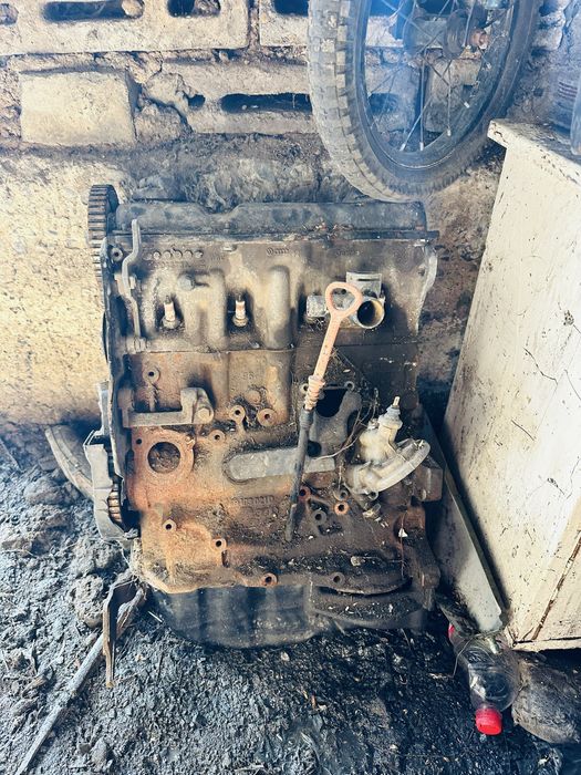 Прдам матор на ауди б4