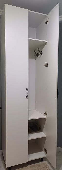 Шкаф для прихожей