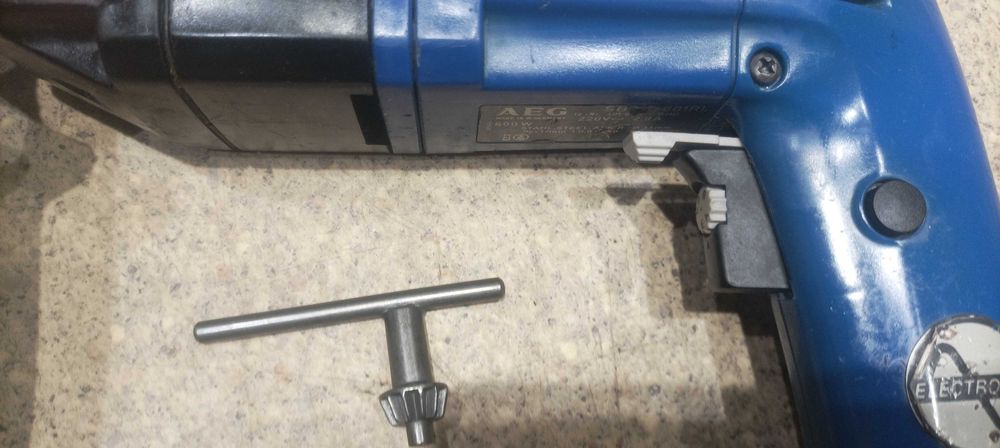 AEG SB 2E-601RL  двускоростна ударна бормашина