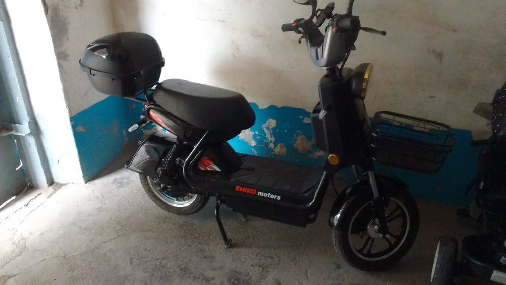 Srochna skuter sotiladi holati yangi