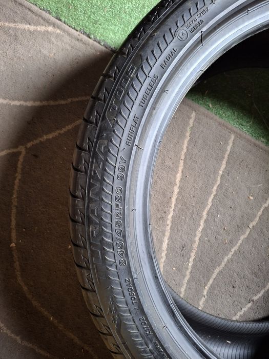 245 45 20 Bridgestone DOT 2020 vara runflat NOI