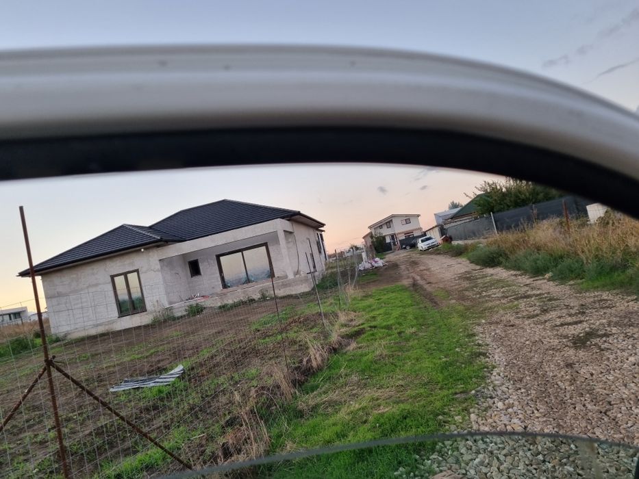 Vand teren intravilan Agigea schimb si cu auto