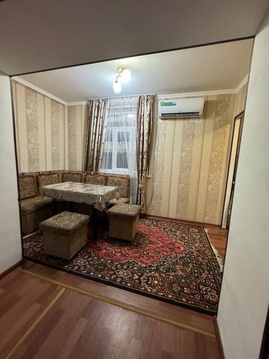 2х комнатная возле Хакимията (сердце Чирчика)