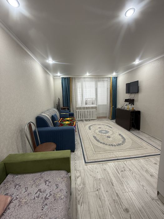 Сдам квартиру на долги срок полуторка