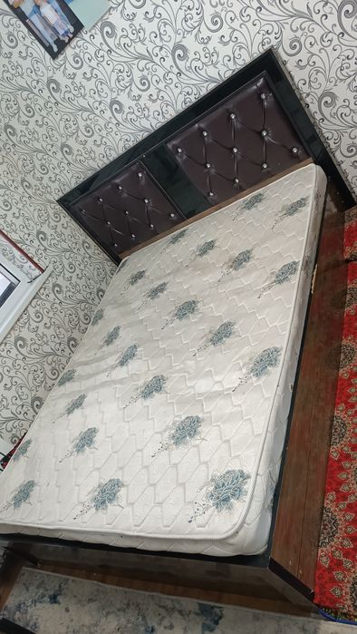 Dvux Spalniy sotiladi b/u. Xolati yaxshi