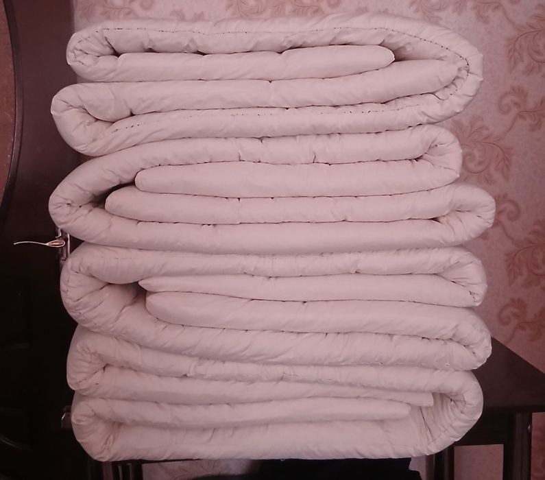 Корпача-4шт, длинна -3м, ширина-80см, по 10кг.