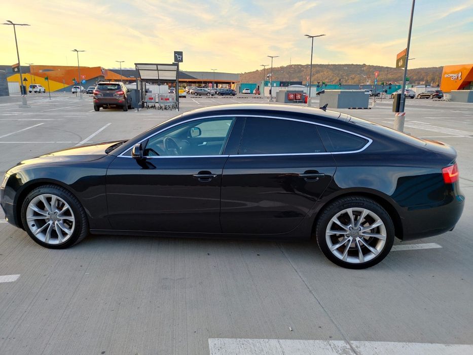 Vând Audi a5 2.0 tdi 2013