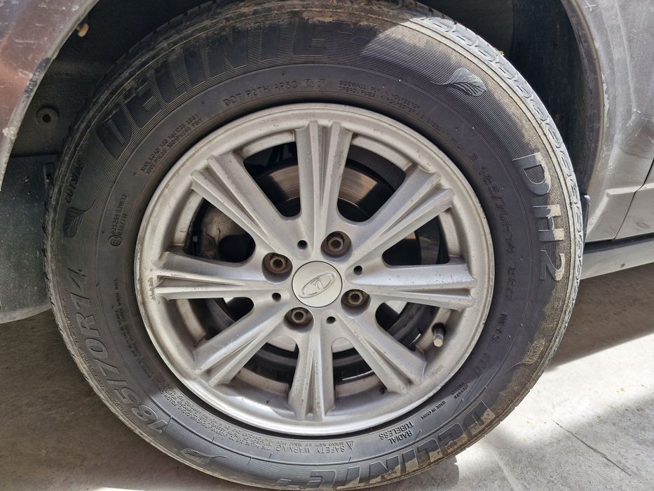 185/70R14 Delinte DH2 шины 4шт