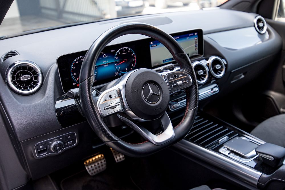 Mercedes-Benz B180 AMG Line