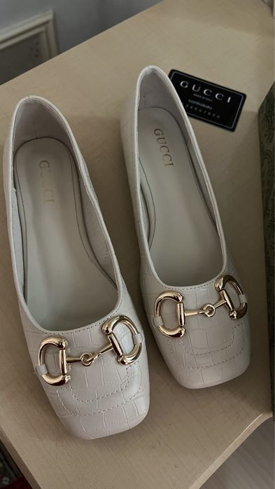 Туфли фирменные размер 38