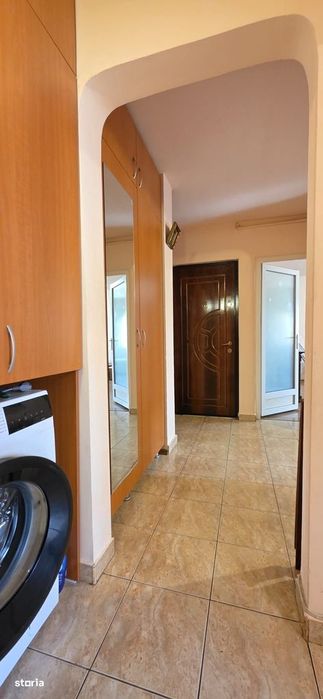 Gara - Abator 2 Camere Decomandate Mobilat + Utilat, Gaze 400 Euro