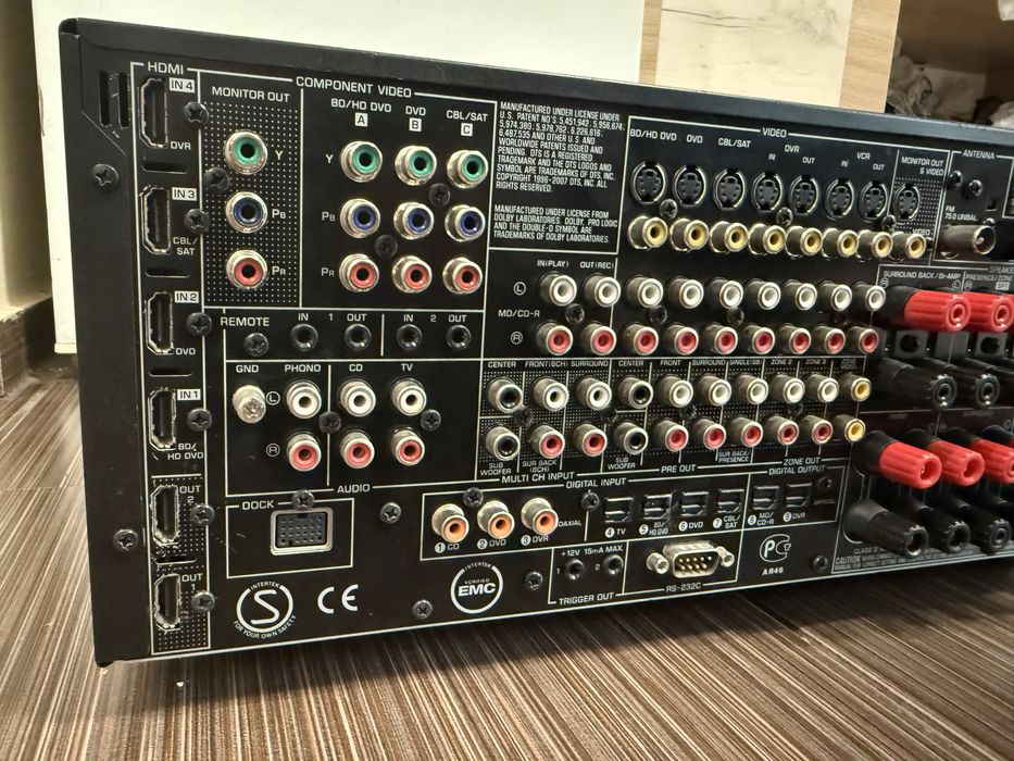 Yamaha RX-V3900 Качествен ресивър