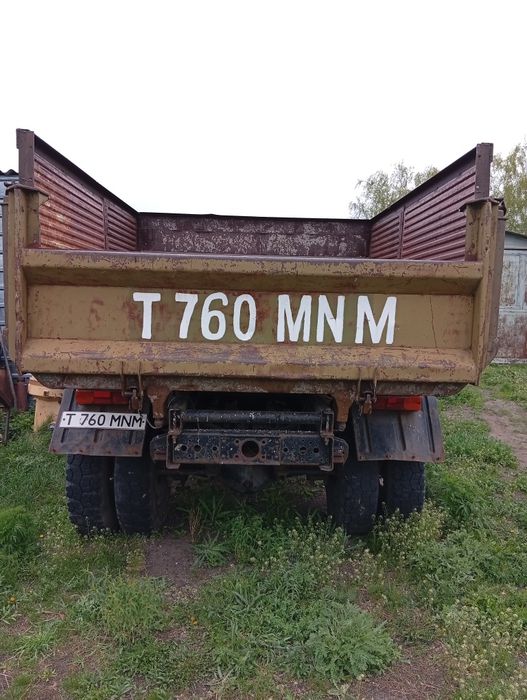 Продам ЗИЛ 130. В нормальном рабочем состоянии.