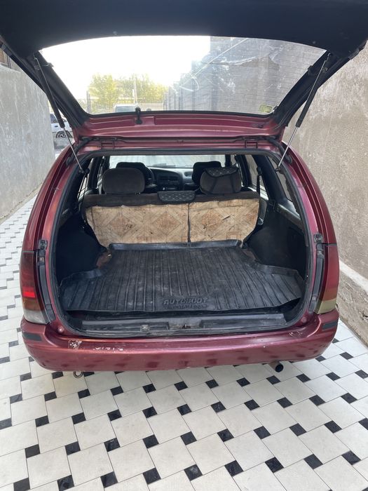 Ниссан примера  унверсал