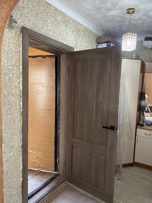 Межкомнатные двери установка