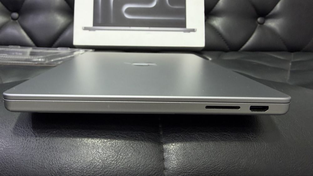 Apple MacBook Pro M3 2023года в идеальном состояние