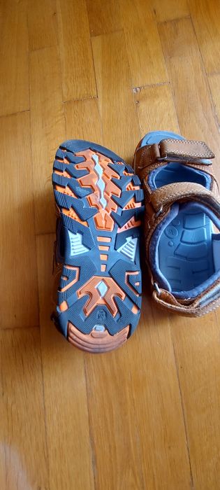 Детски сандали от естествена кожа