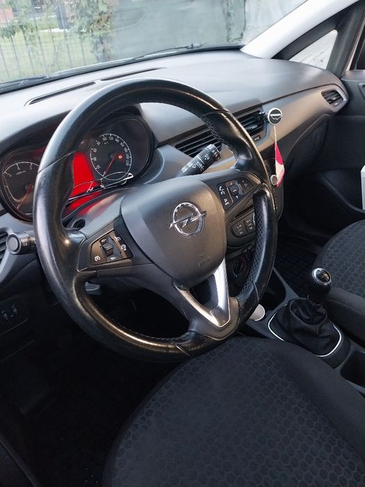 Opel corsa E 1.4