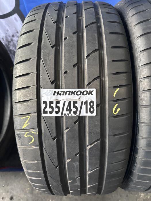 255/45/18 Hankook