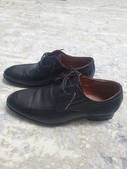 Продам мужские туфли