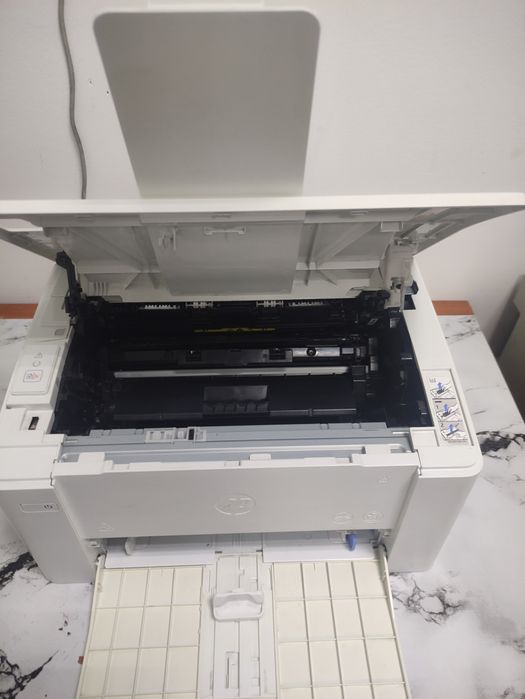 Принтер HP LaserJet Pro M102a в хорошем состоянии (б/у)!