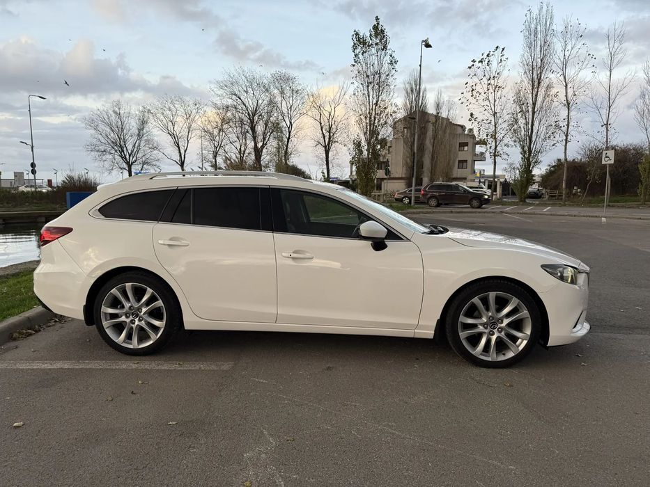 Mazda 6 Mazda 6 Skyactiv-D 175CP 2.2 Diesel Revolution