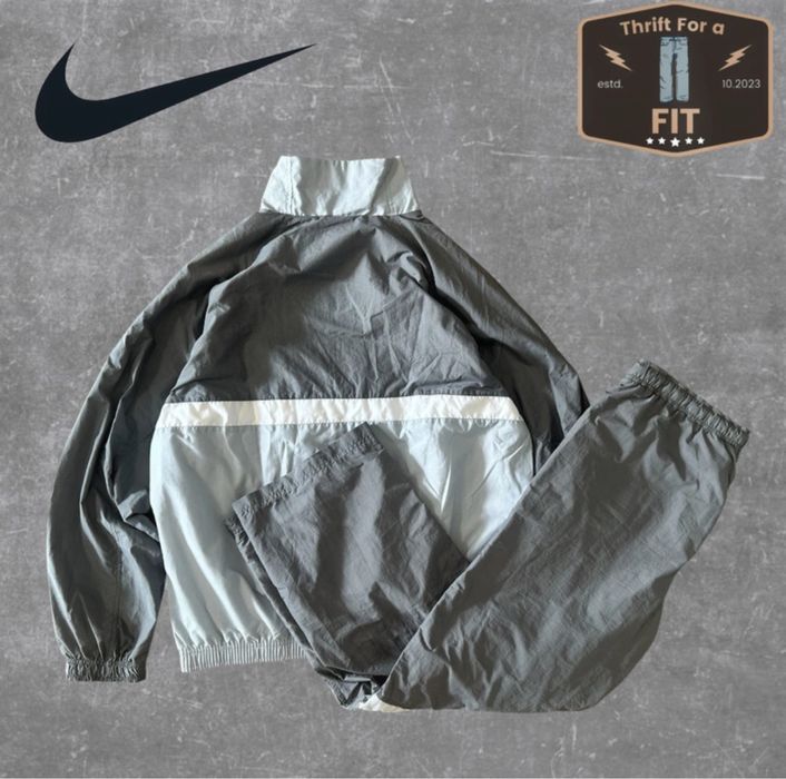 Trening bluza si pantaloni nike din anii 2000 gri alb L n jordan M XL