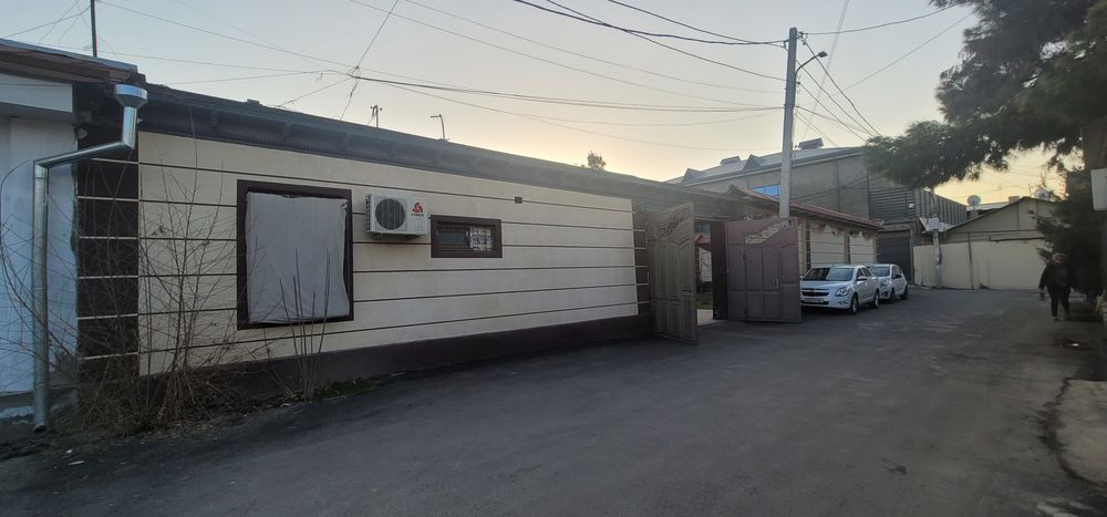 Продаётся большой дом 10соток в центре Ивлева