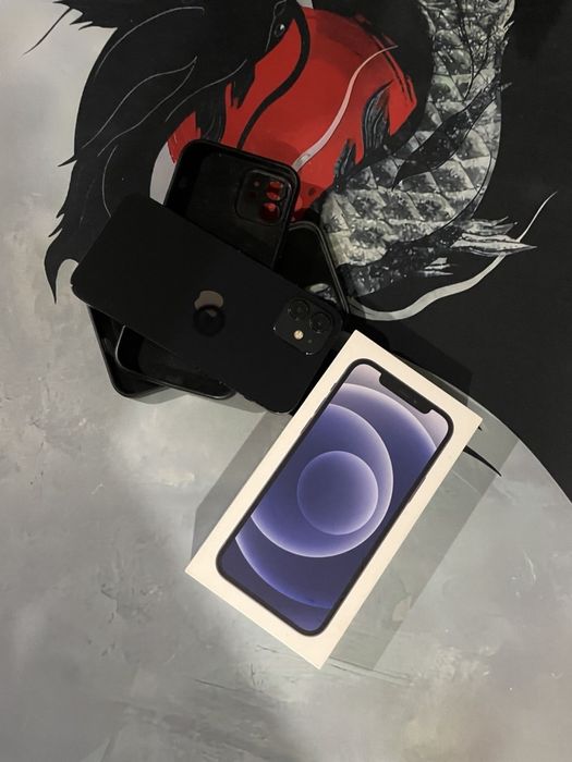 Обменяю iPhone 12 128 gb