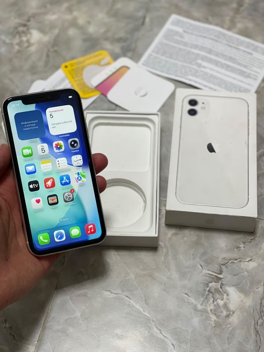 Продам iPhone 11
