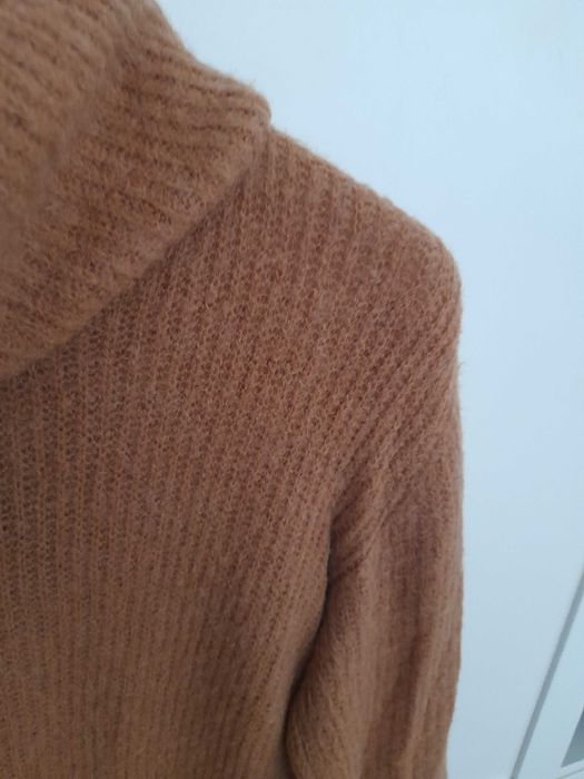 Pulover bej, lana/alpaca, s, 60 lei