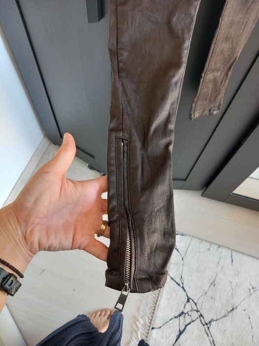 Blugi imitație piele sinsay s