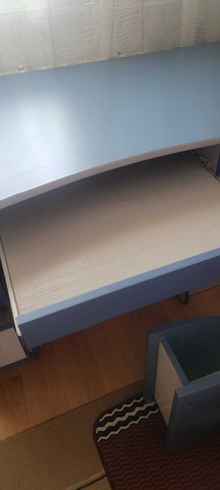 бюро за ученик или офис