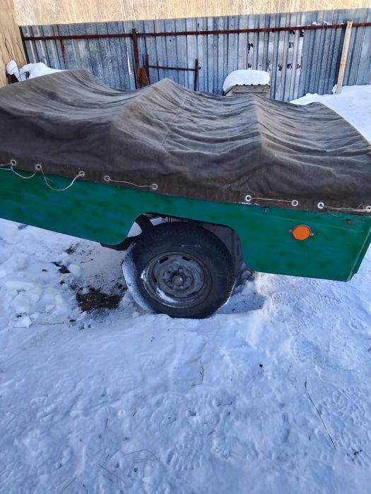Продам прицеп на авто
