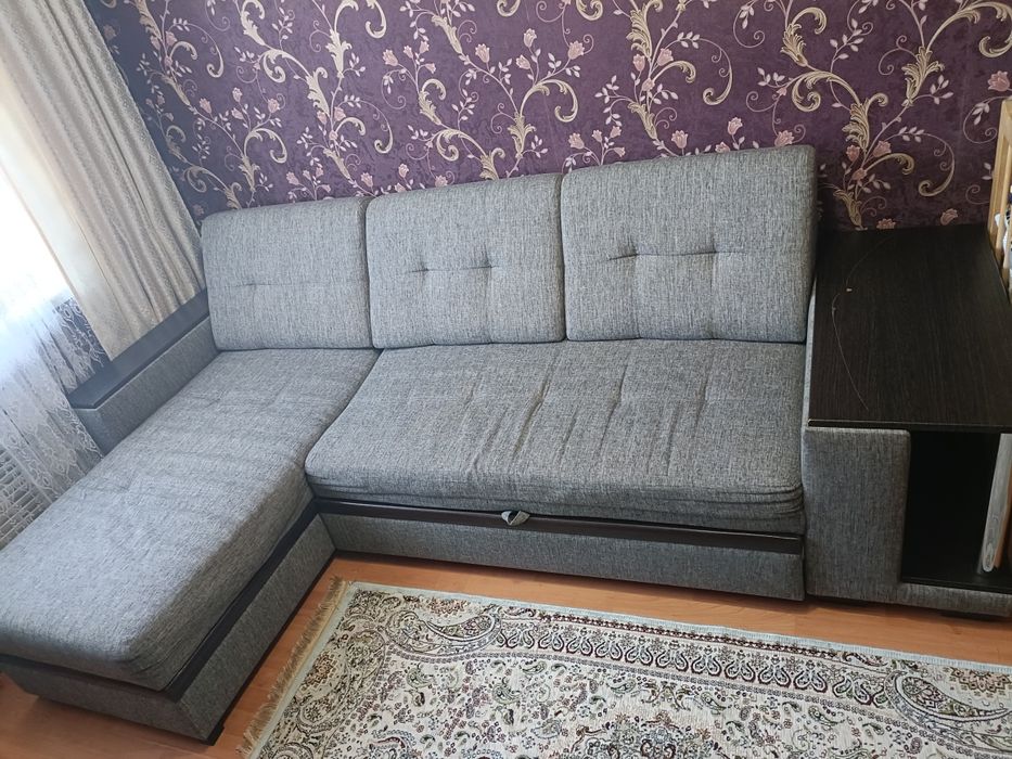 Продам диван в хорошем состоянии