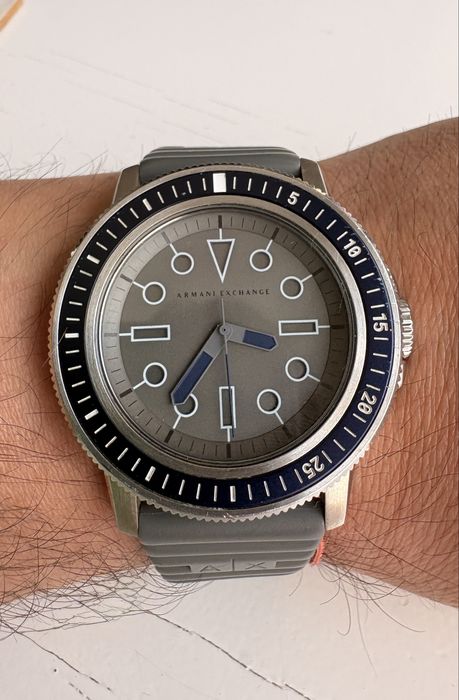 Часовник Armani Exchange