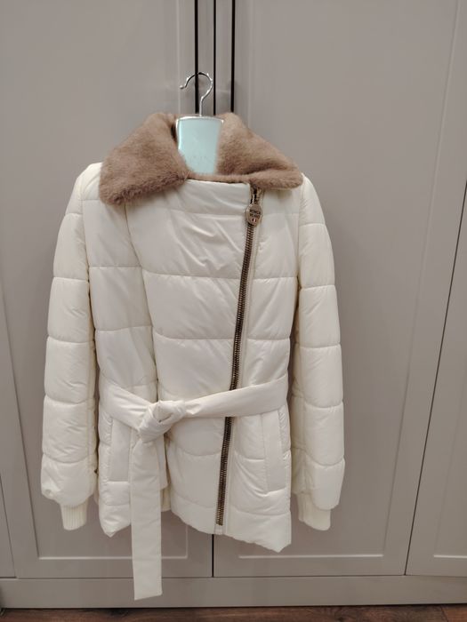 Продам новую куртку