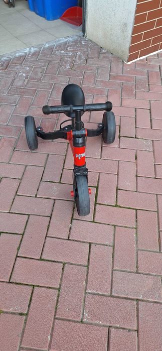 Bicicleta pentru copii 2-4 ani