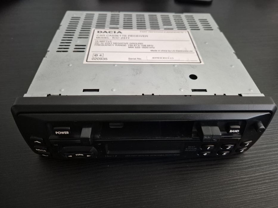 Player casetofon auto Original Dacia TCC-211 2x15W by LG