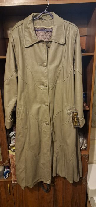 Пальто женское кожаное