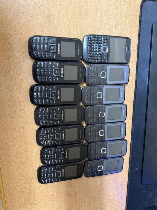 Lot 14 telefoane cu butoane codate orange functionale