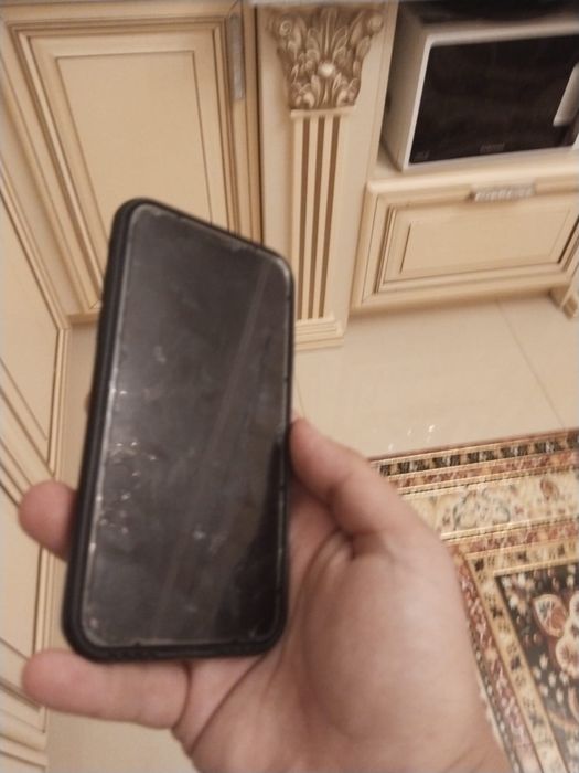 iPhone XS продам