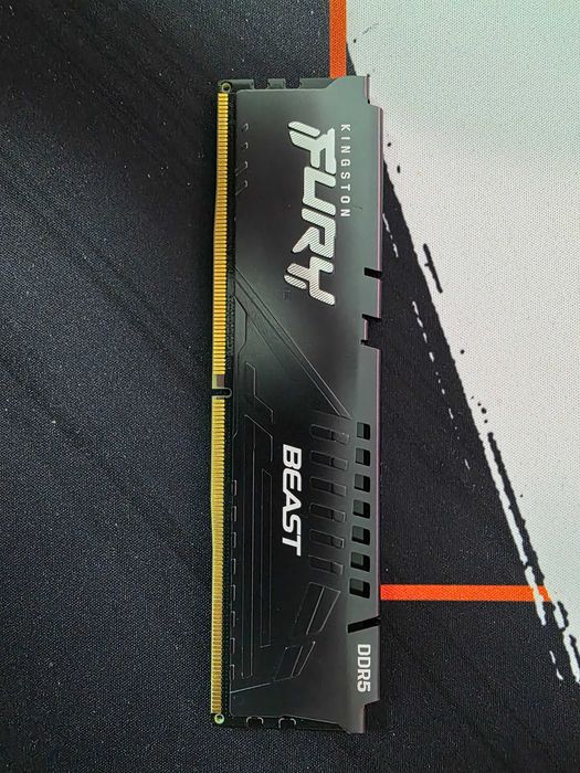 Memorie 16GB DDR5 Kingston Fury Beast 4800MHz CL38