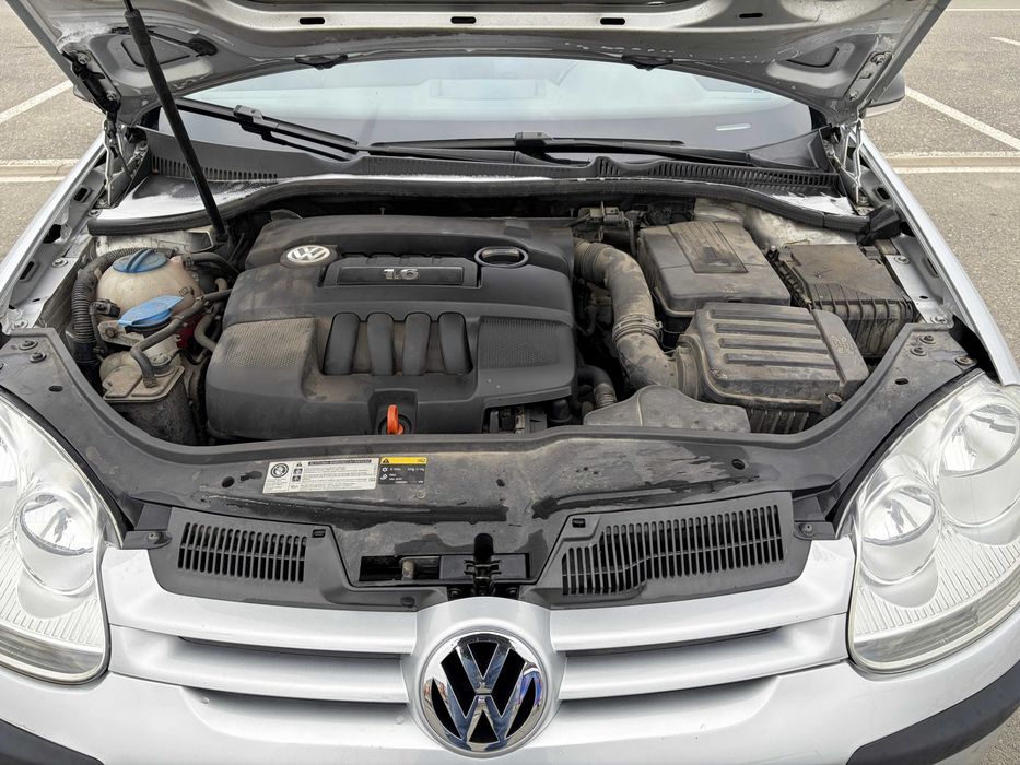 Volkswagen Golf 5 1.6 MPI benzina 2007