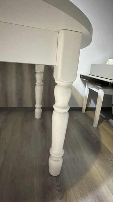 Кухонный стол б/у