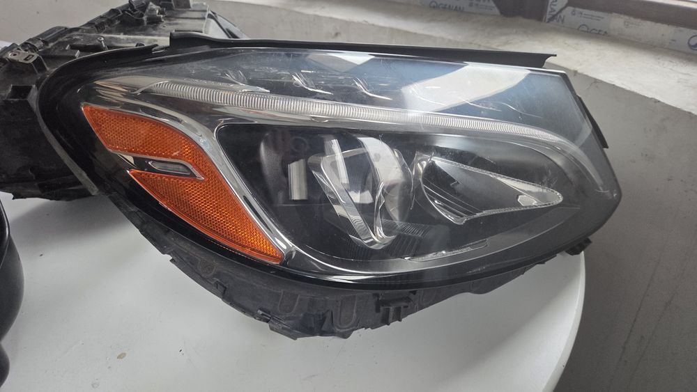 Far mercedes  c class amg