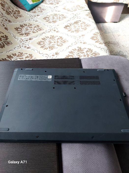 Ноутбук сатылады!